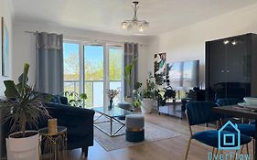Bloom Apartment With Sauna & Gym, 5 Min To Baltic Sea & Polsat Plus Arena